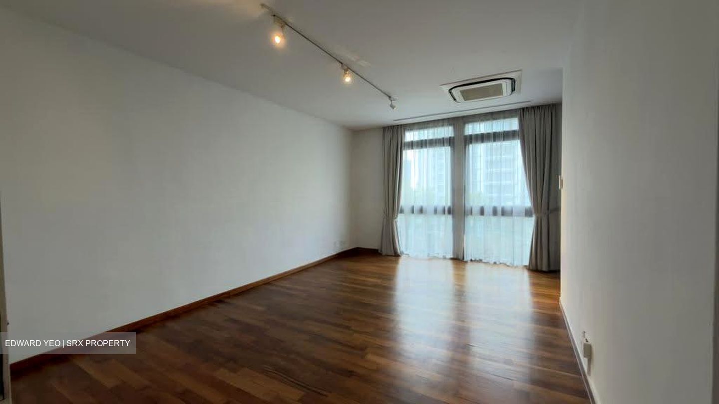 Grange Road (D10), Condominium #612884001
